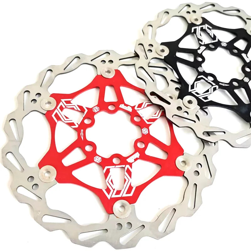 Close-up detail of CNC alloy spider and SUS410 stainless track